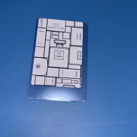 CHANEL ACE PLAYING CARD- RARE AND SOUGHT AFTER - Picture 2 of 2